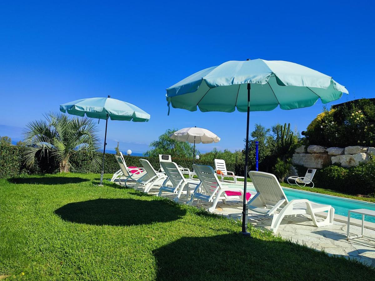 Villa Casa Del Poggio Barone - Limone Rodi Exterior foto